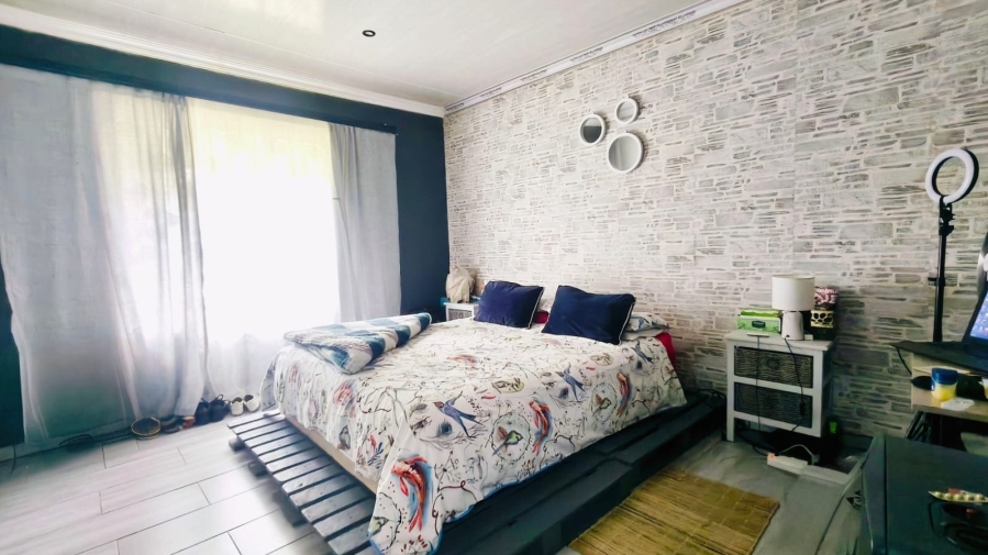 3 Bedroom Property for Sale in Miederpark North West